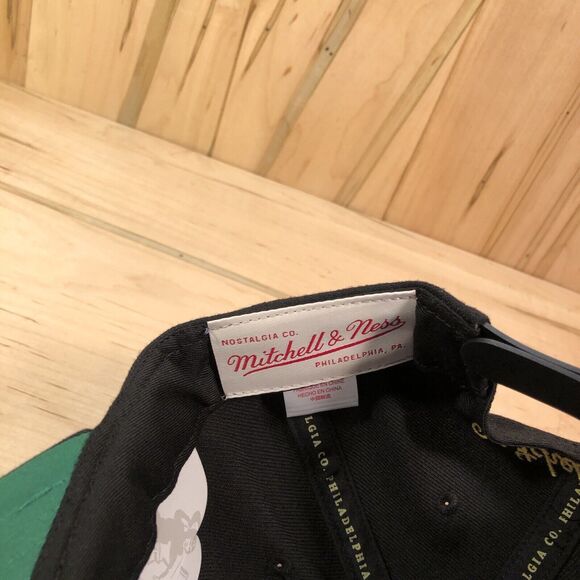 Mitchell & Ness Golden State Warriors Old School Logo Snapback Hat Cap - Picture 9 of 10